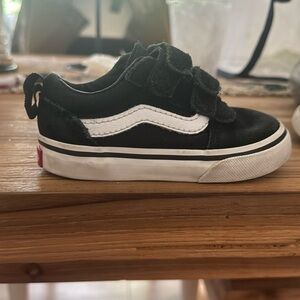 Toddler vans size 6